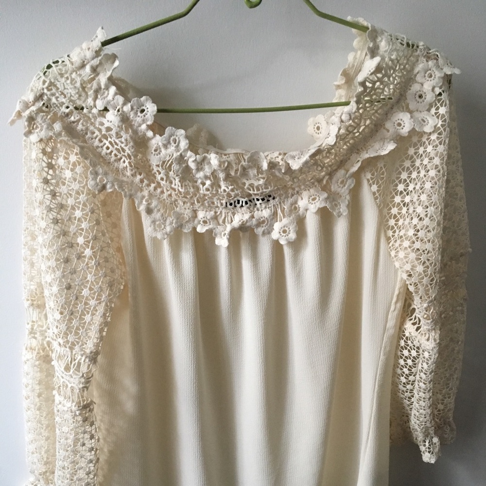 Boutique lace top